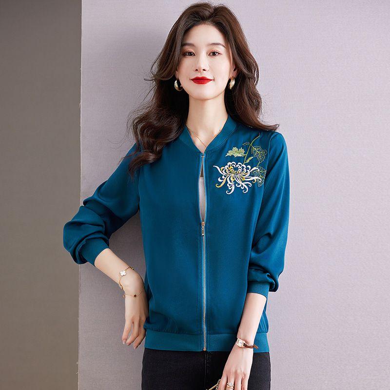 High-grade Embroidery Simulation Silk Short Jacket, Fashion Loose Mom Jacket, Spring and Fall New Embroidery Jacket