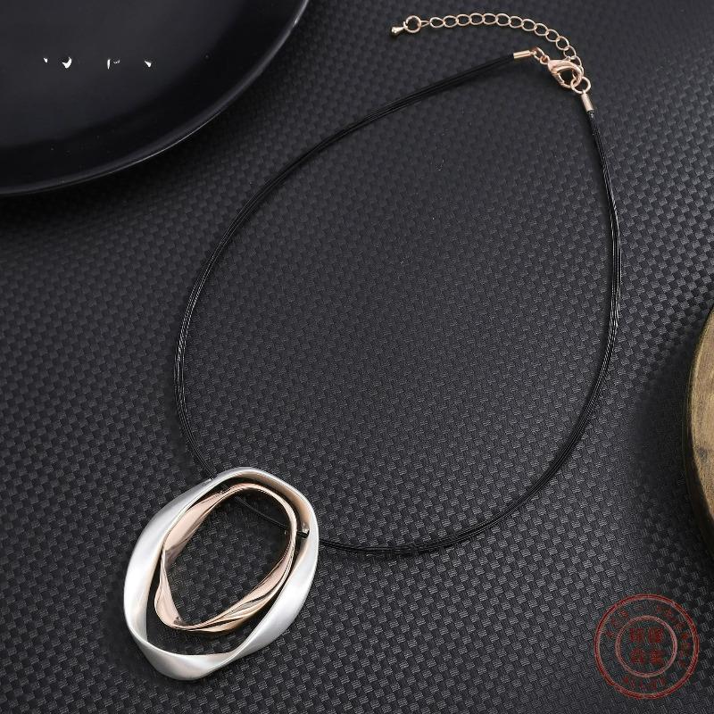 Irregular Hollow Oval Alloy Pendant, Women's High Sense Geometric Oval Steel Wire Necklace