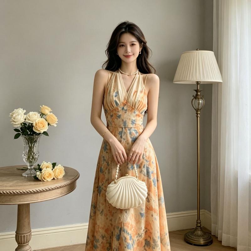 French oil painting print halter neck dress female first love long dress gentle seaside wear beach dress