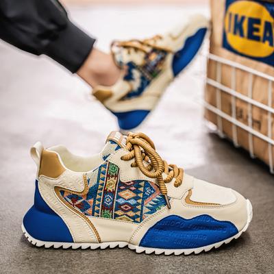 Neue Herren-Sneaker Skateboard-Schuhe Outdoor-Freizeit Laufschuhe für Herren Schnür-Plateau-Tennisschuhe Zapatillas Hombre