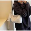 2025 Women's Embroidered Chinese-Style Shoulder Bag: Autumn/Winter Versatile Baguette