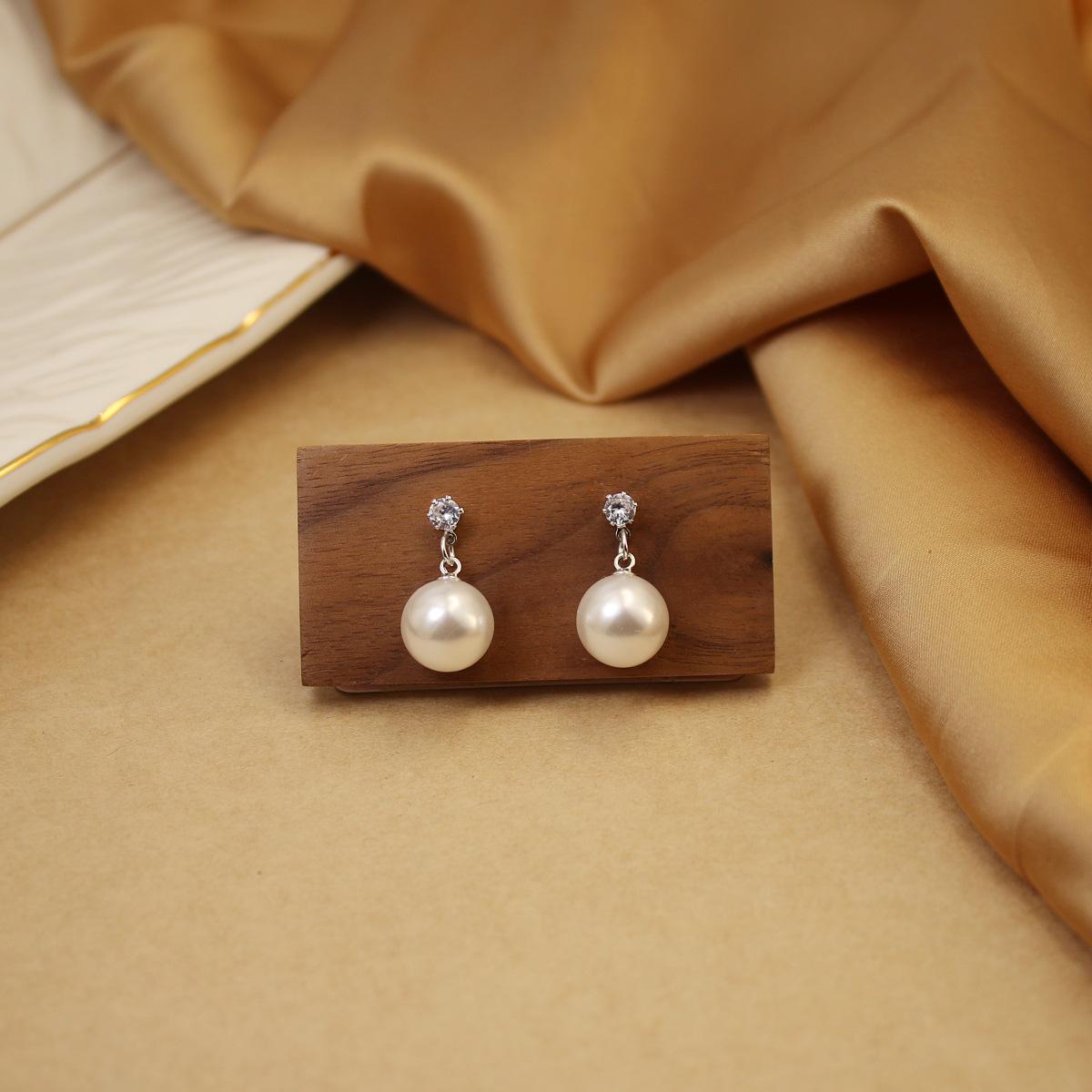 Elegant French Pearl & Zircon Stud Earrings - Versatile High-End Jewelry