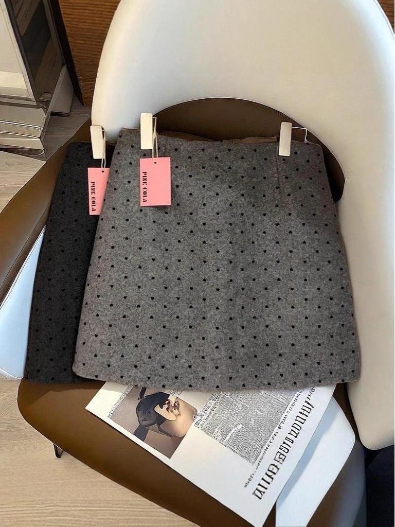Dark Gray Polka Dot Wool A-Line Skirt - Petite Slim High-Waisted, perfect for Autumn and Winter