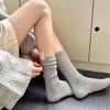 1316 Hearttap Socks Loose Fit Back Tab White Fashion Brand Socks