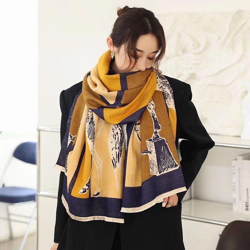 New European and American Retro War Horse Picture Imitation Cashmere Autumn and Winter Warm Scarf Travel Photo Decoration Large Shawl Scarf