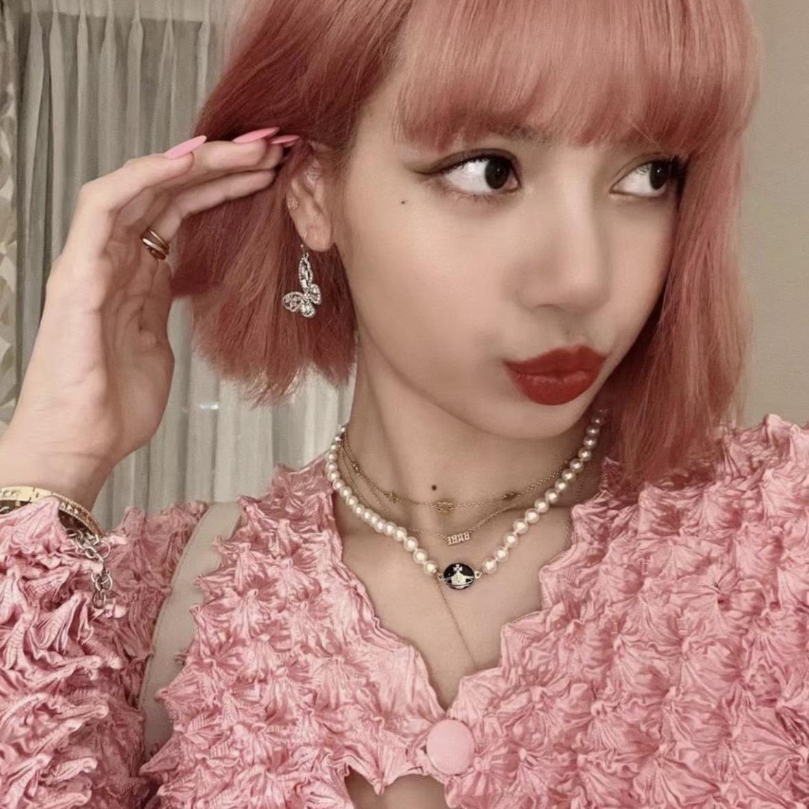 

Empress Dowager Cixi Enamel Buckle Pearl Necklace: Sweet Cool Clavicle Chain чорний/золотий