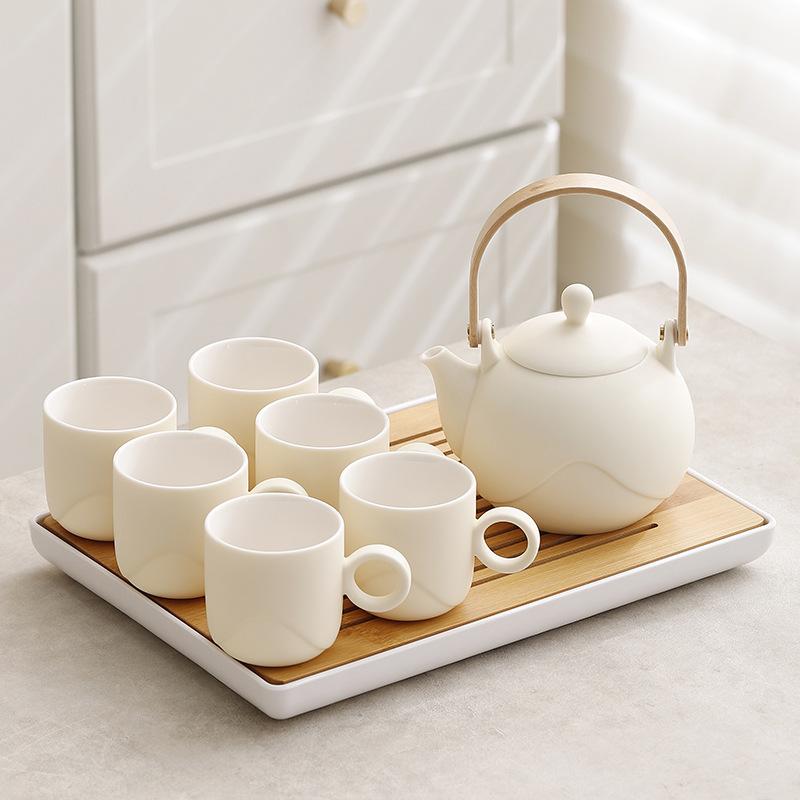 Modern Chinese Tea Set, 600ml Ceramic Beam Teapot with Stainless Steel Infuser and 6 Cups, Bamboo Handle Matte Teapots Hot Tea for Home Party