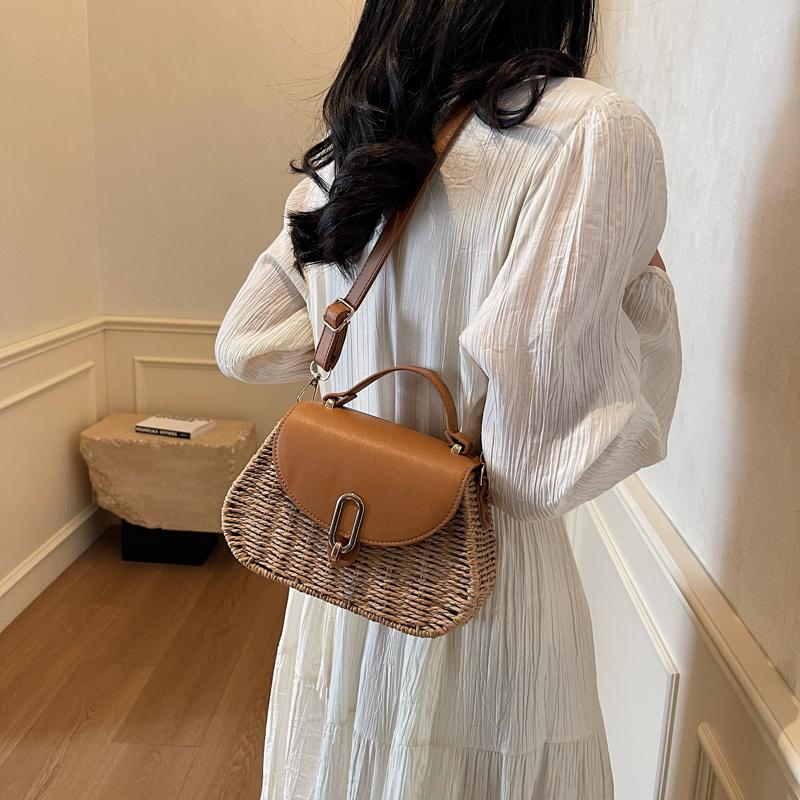 Women Straw Beach Bag Fashion Shoulder Bag Handmade Clutch Purse Large Capacity Travel Handbags Designer Luxury Crossbody Bags