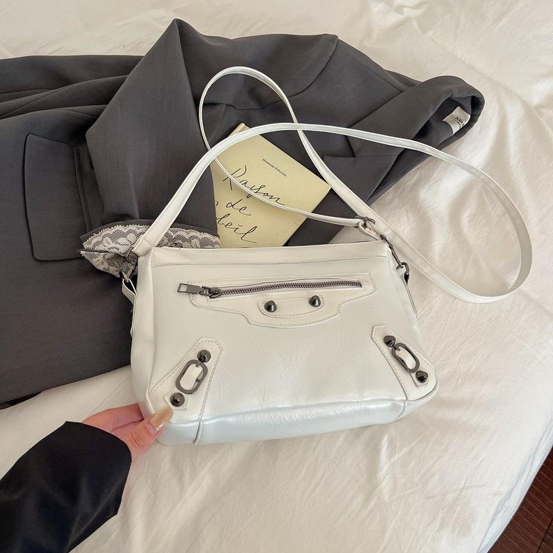 Commuter Underarm Bag - Fashionably Simple and Unconventional Design - Single Shoulder Crossbody Bag