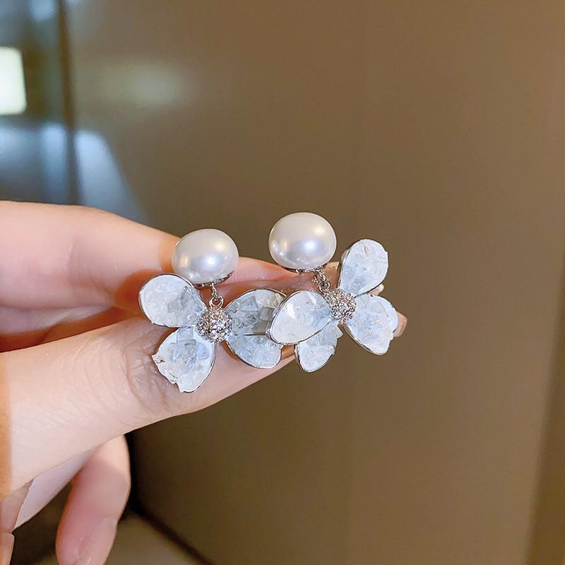 Silver Needle Sweet Flower Butterfly Pearl Tassel Earrings Trend Stud Earrings Temperament Earrings Women