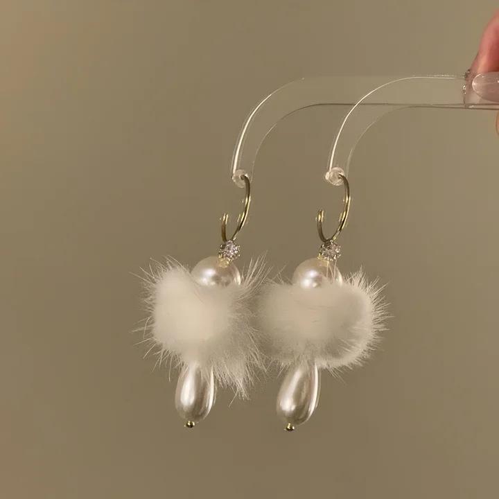 Elegant C-Shaped Pearl & Water Drop Stud Earrings - Retro & Versatile Fashion for Women