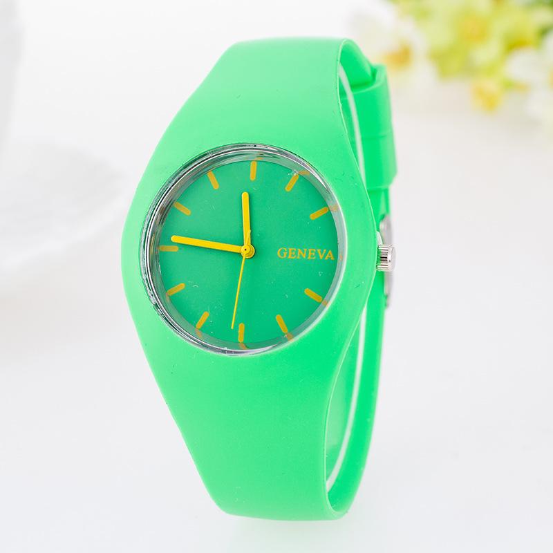 Slim Unisex Fashion Silicone Quartz Wristwatch - Ideal Student Gift