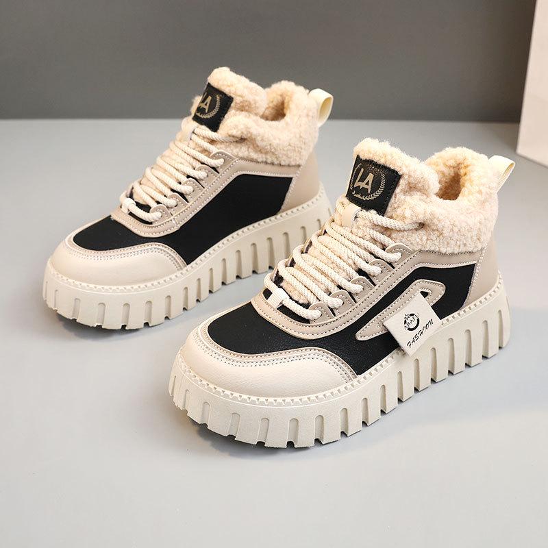 

Новые женские водонепроницаемые зимние ботинки 2024 года, на платформе, с толстой подошвой и флисовой подкладкой. чёрный