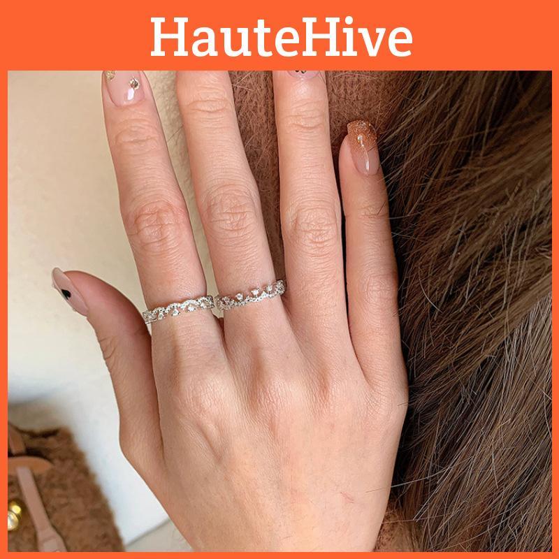 Fashionable Delicate Crown Zirconia Ring For Women Ideal For Casual Wear