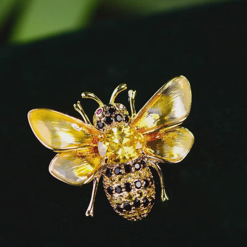 Korean Cute Bee Zircon Brooch: Elegant Enamel Pin for Personality & Style