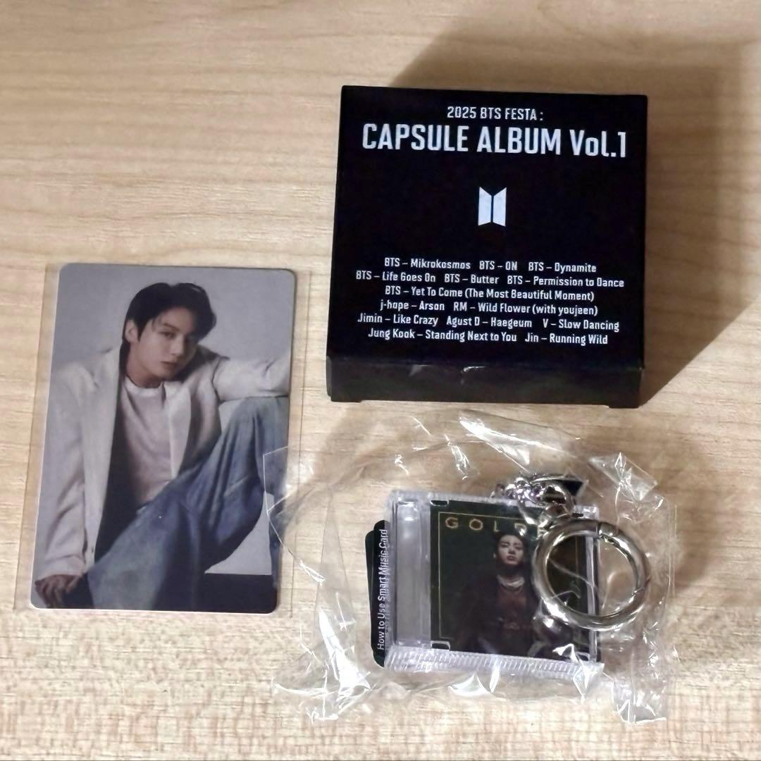

[USED] BTS FESTA2025 Capsule Album GOLDEN Jungkook with Bonus Trading Card