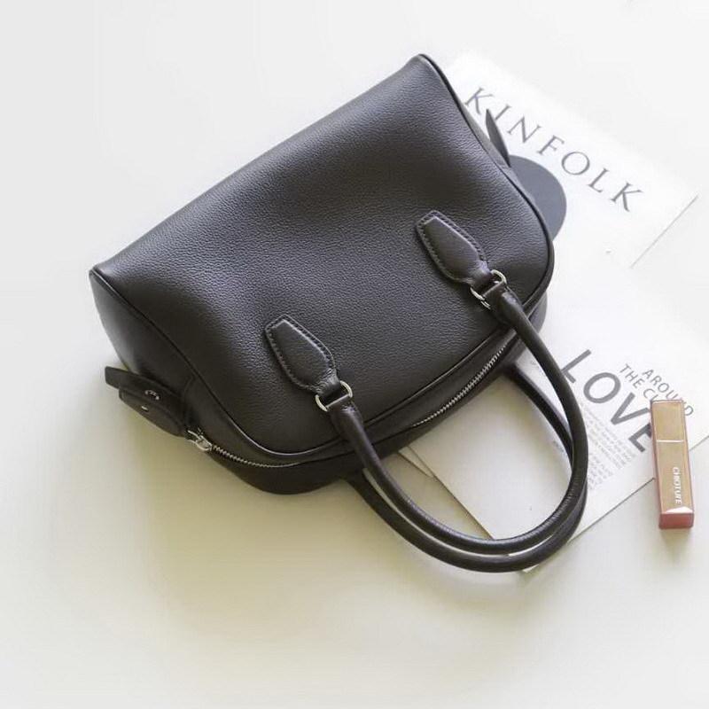 2026 New Genuine Leather Women's Bag Top Layer Cowhide Pillow Bowling Hand-held Single Shoulder Diagonal Cross Cross-border