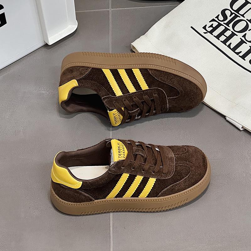 

Женские осенние кроссовки German Trainer 2025: Ретро модные скейтбордические туфли с цветными блоками и толстой мягкой подошвой для комфорта и стиля 40 кофейный