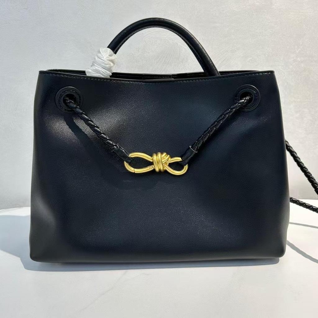 Women's 2026 New Texture Genuine Leather Large Capacity Tote Bag Women's Diagonal Cross Commuter Bow Single Shoulder Handbag