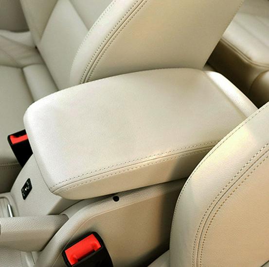 Kryt loketní opěrky pro Golf modely 09-20: Prémiová supervláknová kůže, ochrana odolná proti opotřebení