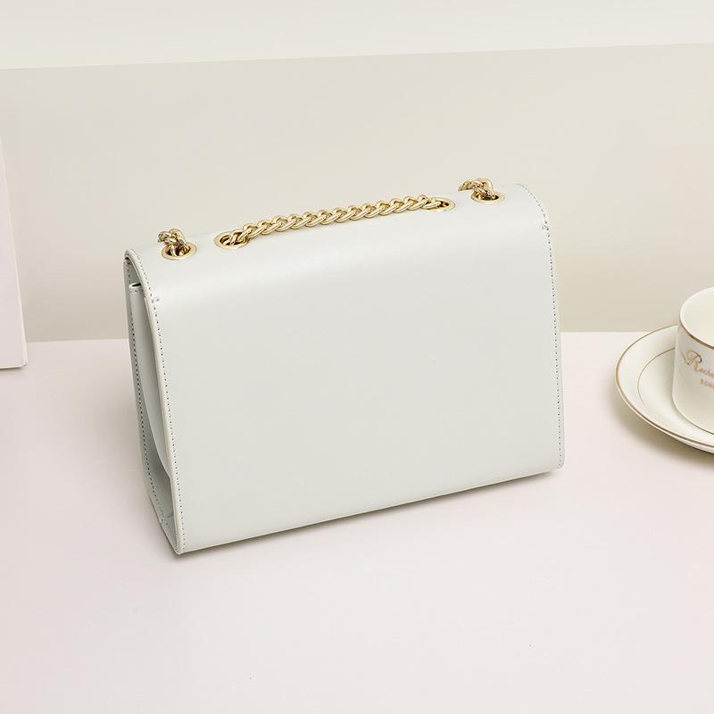 Dámská nová crossbody taška Podzimní a zimní taška s řetízkovým popruhem Jednoramenná Malá čtvercová taška pod paži