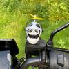 Niedliche rote Panda-Motorrad-Ornamente, kreative Auto-Ornamente, Motorrad-Helm-Zubehör für Freunde, Geburtstagsgeschenke
