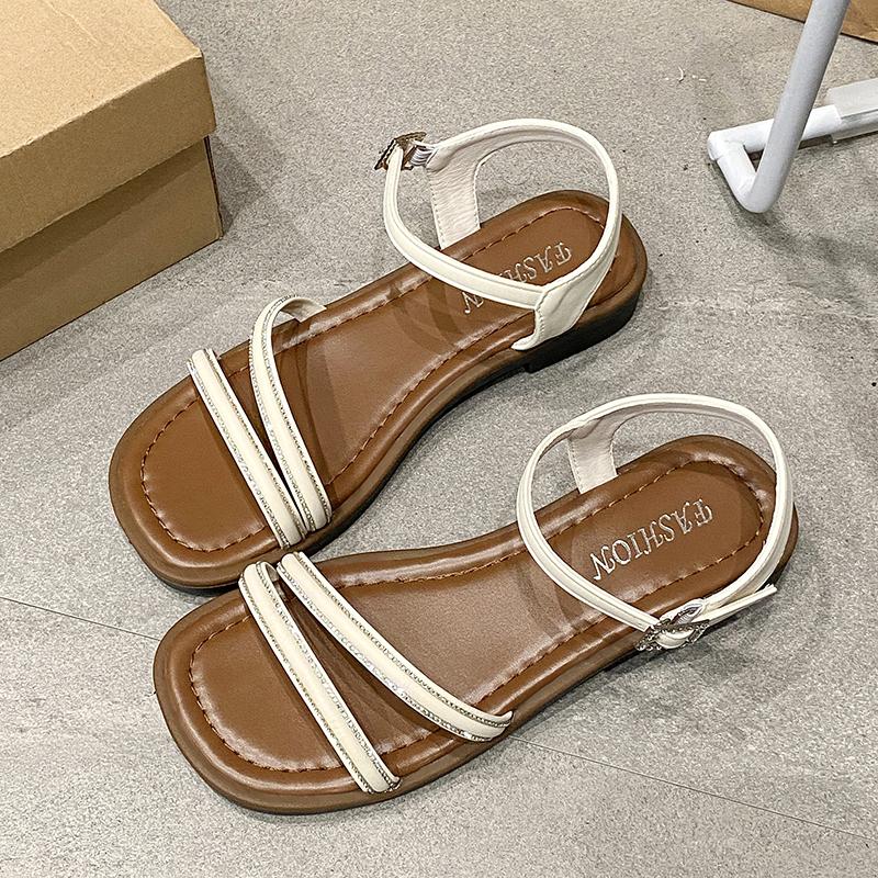 Fashion 2025 Summer New Flat Bottom Fashion Trendy Women's Beach Sandals Outdoor Wear Non-slip Outdoor Versatile Embellish Women Sandal