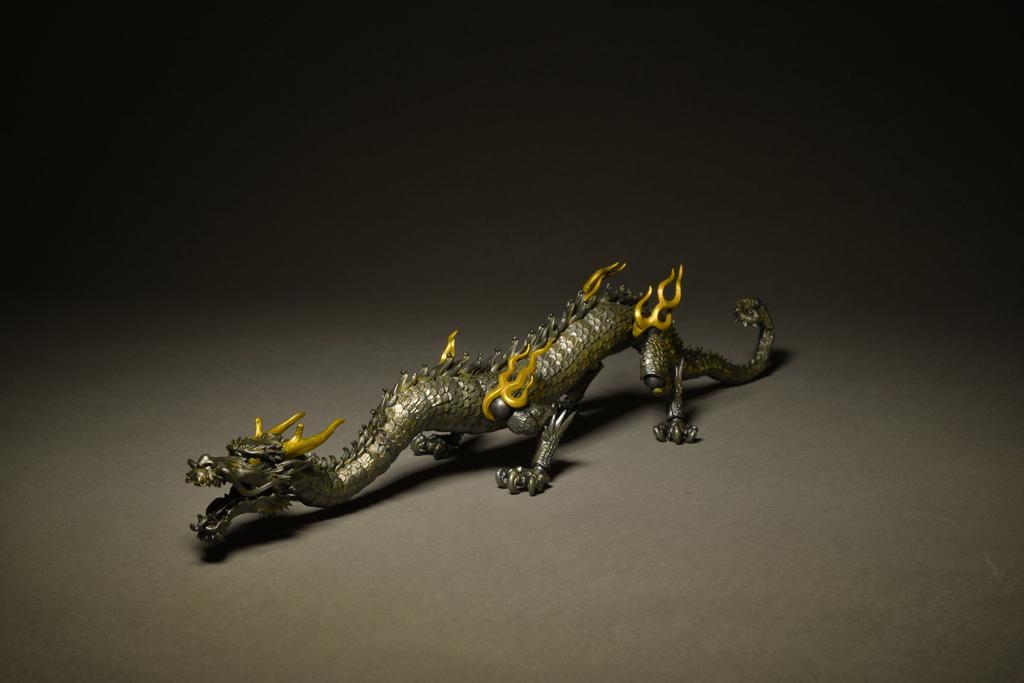 Kaiyodo Takeya Style Free-Standing Figurine Dragon, Iron Rust Tone, Non-Scale ABS & PVC, Painted Movable Figure KT-003