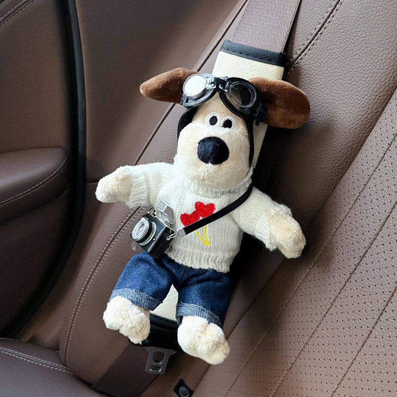 Car Seatbelt Shoulder Pads, a Pair of Cute Dog Plush Toy Car Seatbelt Protectors White Love Top Master Dog + Flash Camera + Rice