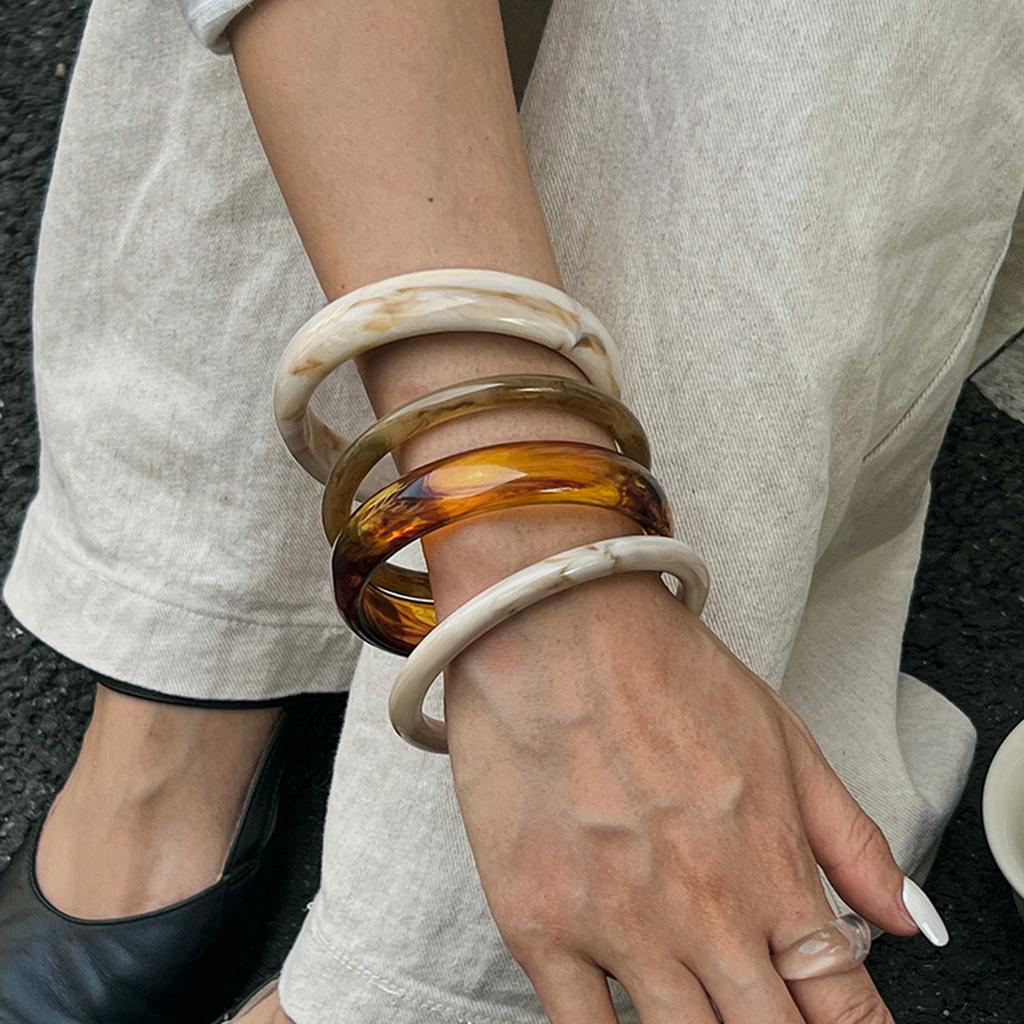 Fashion Style Smudged Marble Pattern Acrylic Bracelet, Retro Amber Resin Bracelet For Women