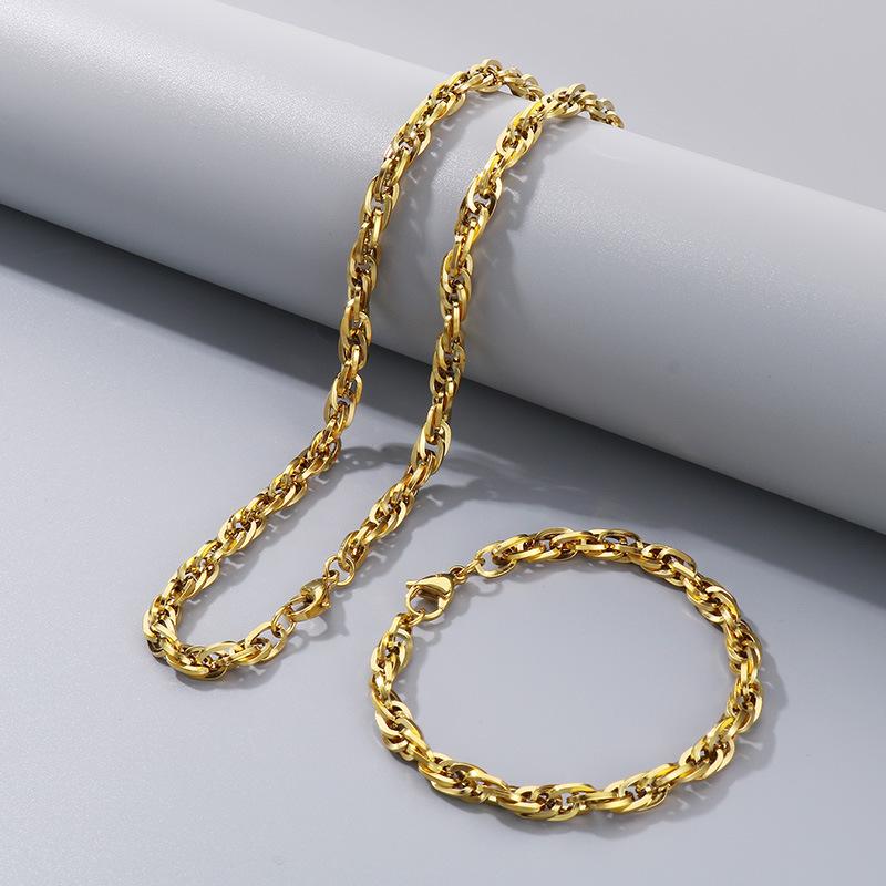 Commuter Plain Chain, Trendy Nightclub Multi-Size Plain Weave Twist Chain, Titanium Steel Men'S And Women'S Necklace.