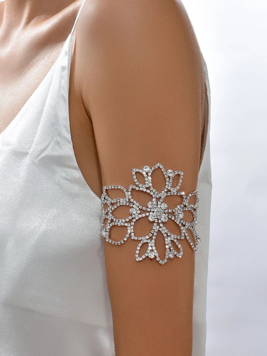 

1 шт. Женская модная трендовая цепочка для тела, ожерелье с цирконом, подходит для свидания, вечеринки, фестиваля, подарки