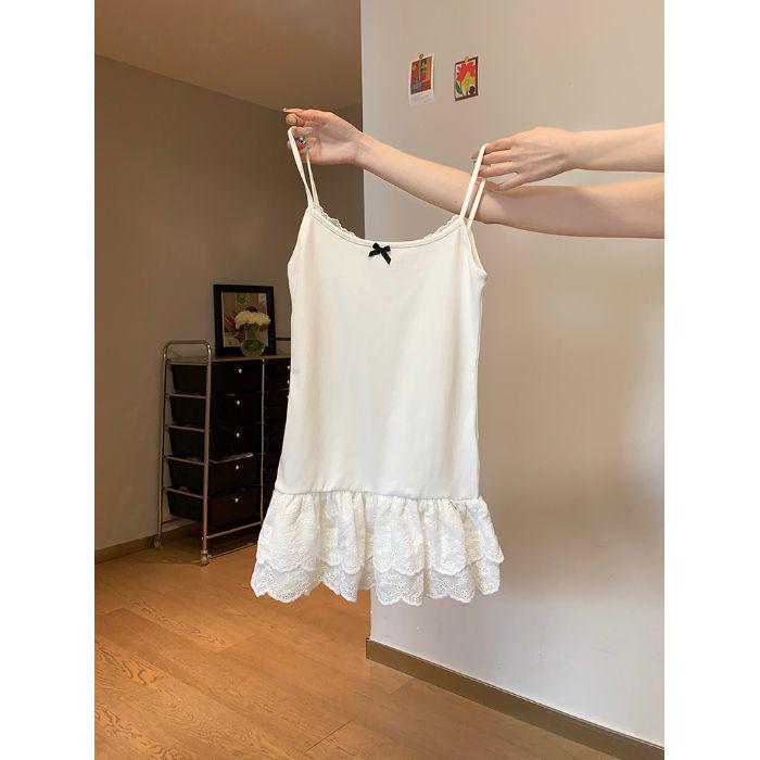 Women s White Lace Ruffle Hem Strappy Tank Top - Summer Slim Fit Layered Style L белый