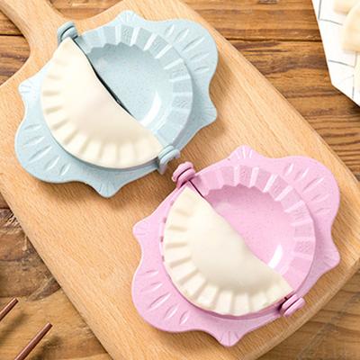 1 Set Dumpling Maker Convenient Portable Healthy Dumpling Making Mold Dough Press Pie Mould for Home