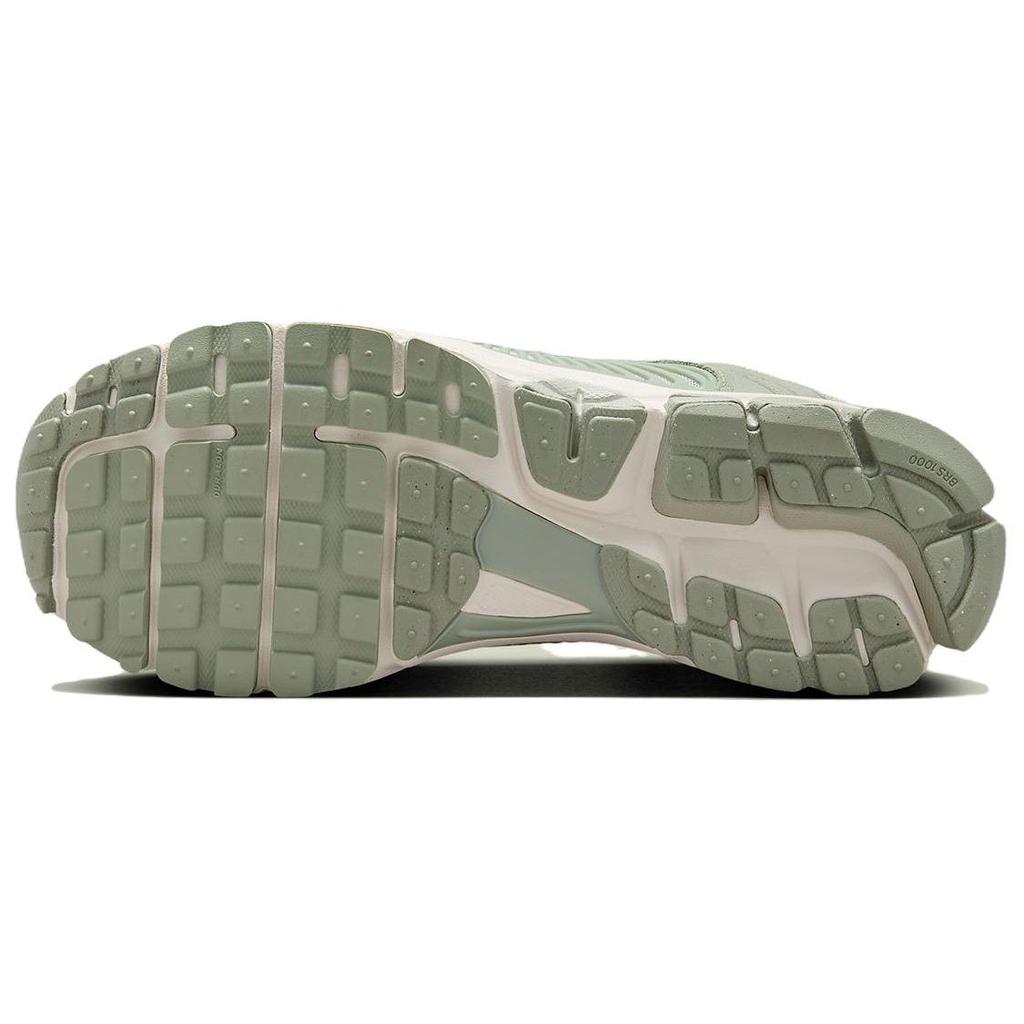 Nike Air Zoom Vomero 5 Jade Horizon Men Sneakers Green Light-Silver White HF1553-300
