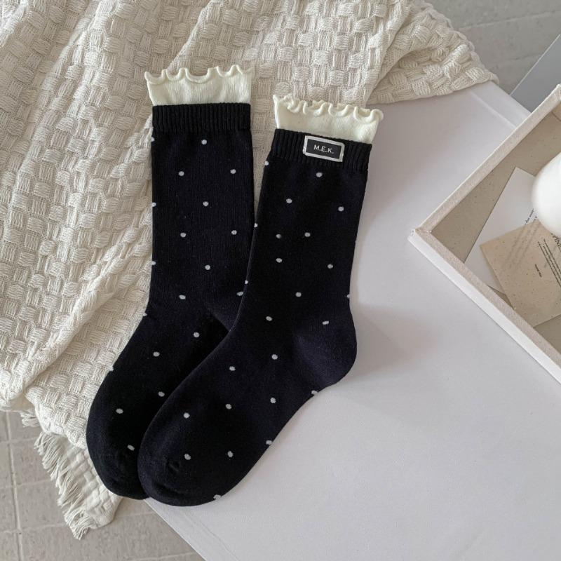 

Women s Pre Fall New Style Polka Dot Lace Fashion Fabric Label Simple College Wind Tube Socks 1 pair чорний