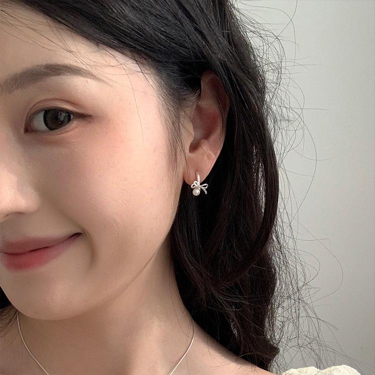 Pearl Bow Ear Buckle Women'S Gentle Daily Designer Earrings Simple Versatile Earrings Premium Durable Quality Useful
