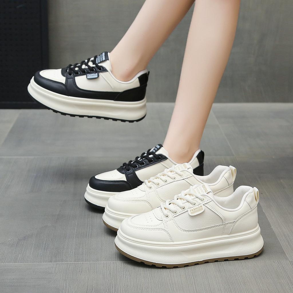 Stepping on shit little white shoes women's 2025 new popular spring versatile thick-soled imitation leather student leisure sports board shoes