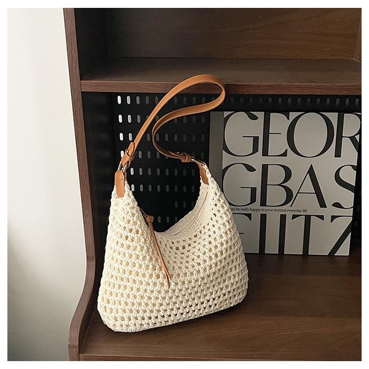 2026 Fashionable Seaside Resort Women's Large Capacity Straw Woven Crossbody Tote Bag