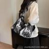 Retro fashion women's large-capacity bag 2025 spring new versatile shoulder bag premium texture tote bag women