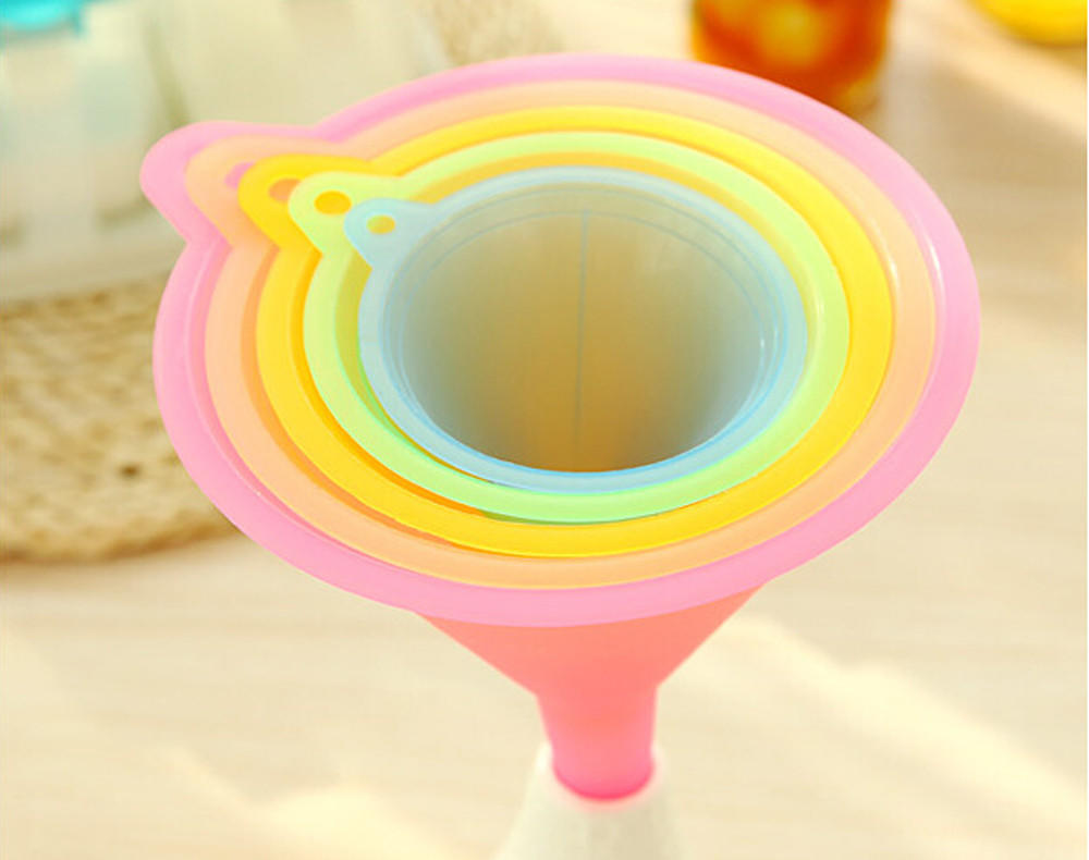 5 Stück bunte Plastiktrichter Klein Mittel Groß Vielfalt Flüssigkeit Öl Küchenset