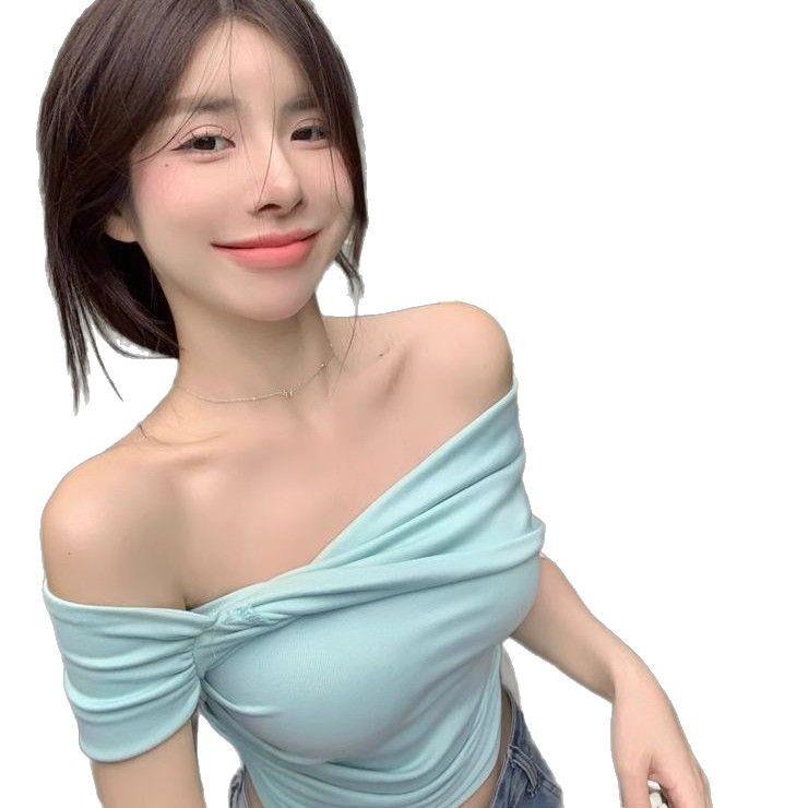Niche fashion sexy pure desire hot girls T-shirt slim and thin short sleeves irregular design off-shoulder top ins
