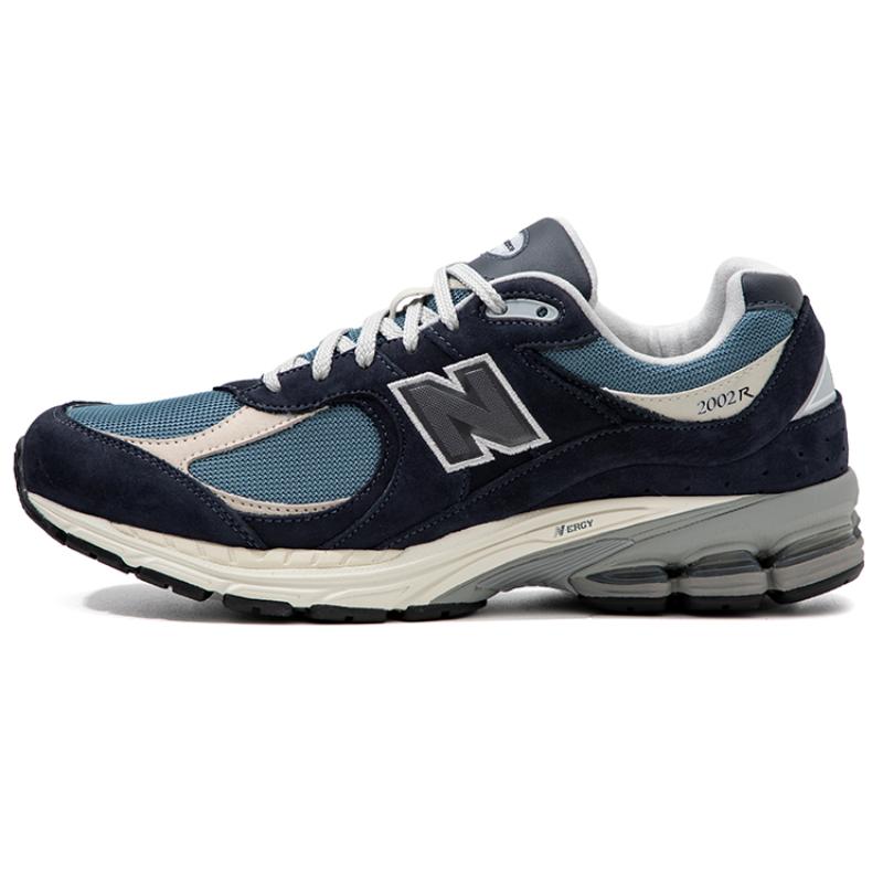 

New Balance 2002R Dark Navy Sneakers M2002RNB 40