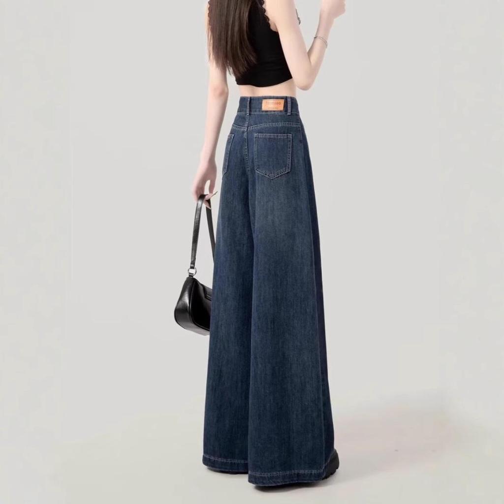 Plus Size Women's Retro Fleece-Lined Jeans: Loose High-Waisted Slimming Straight-Wide Leg Pants for Autumn/Winter 2024