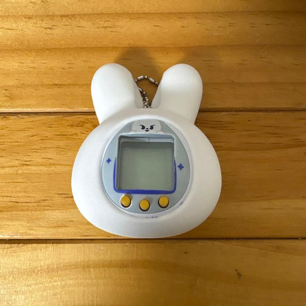 [USED] straykids Reno Tamagotchi