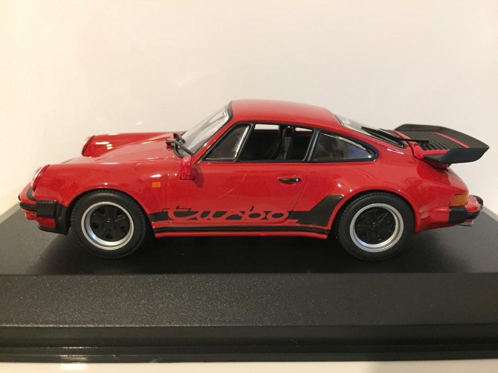 Maxichamps Scale Diecast 940 069000 1979 Porsche 911 Turbo Red 1/43 - 3.3 -