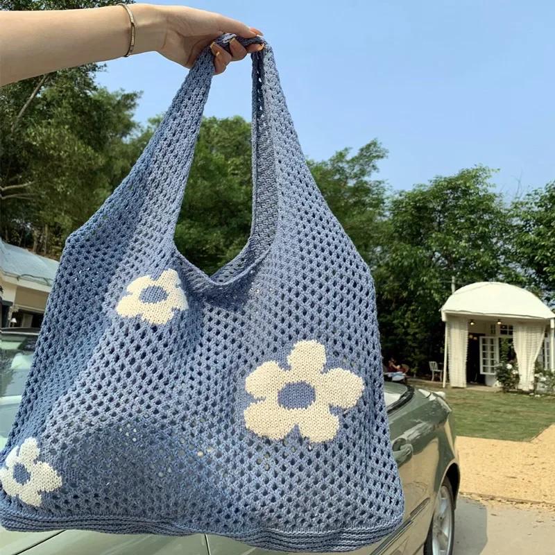 New Simple Retro Shoulder Bag Handbag for Women Fashion Sweet Flower Hollow Tote Bag