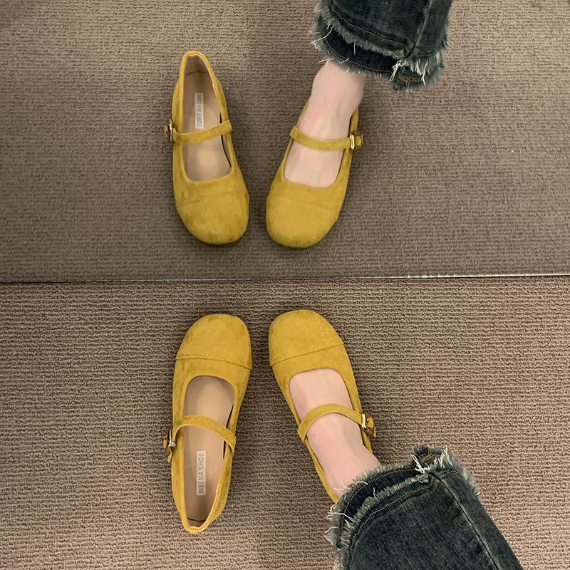 French shallow single shoes female 2025 spring and autumn new fairy with skirt Mary Jane women's shoes flat-soled soft-soled beanie shoes