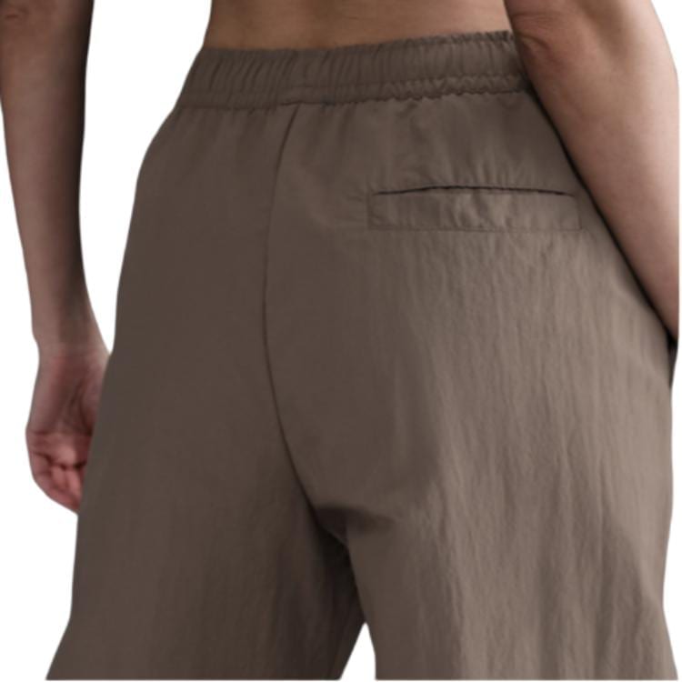Nike Pantaloni Casual da Donna Marrone FQ3589-233