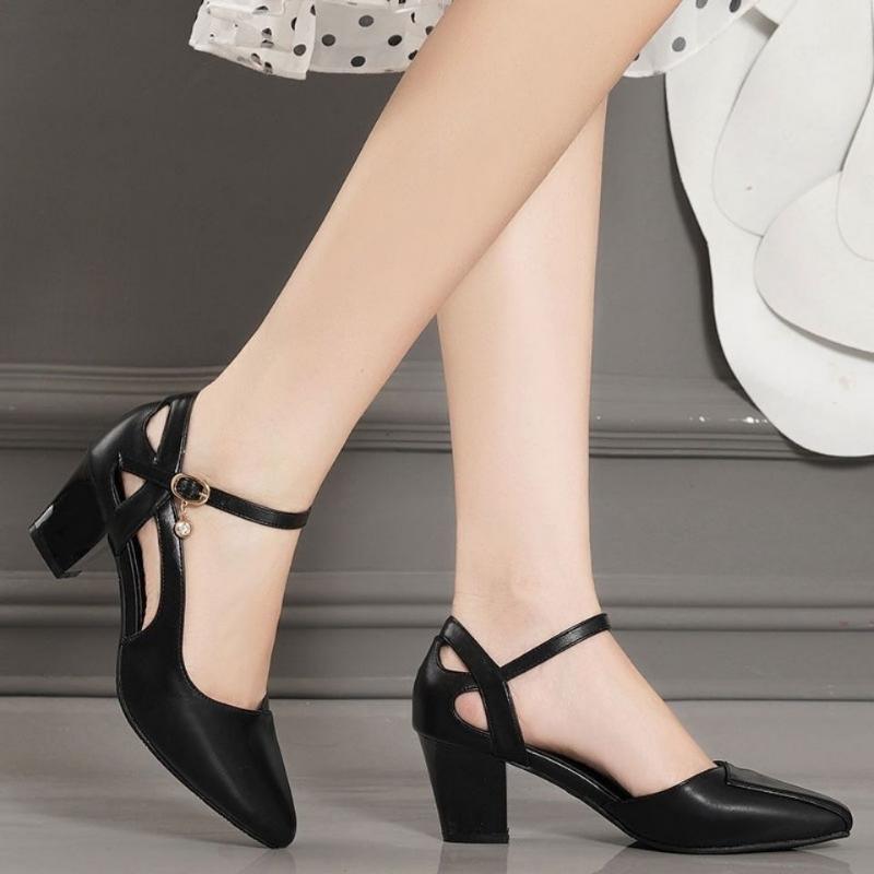 Fashion 2024 Summer New Female Fairy Style Students All-match Baotou Shallow Mouth High Heels Women Solid Color Buckle Sandals